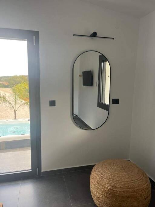 Ek Ornelakis, Luxury Country House With Jacuzzi خانيا المظهر الخارجي الصورة